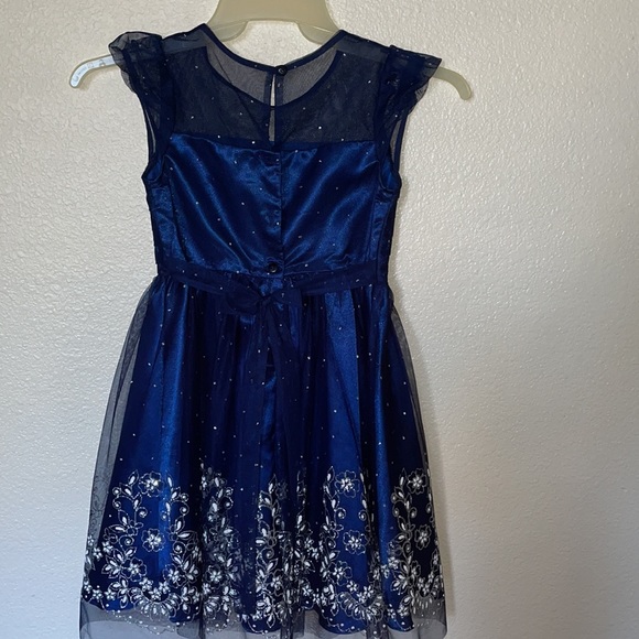 Brand New WithOut Tag girls size 8 sleeveless floral shiny painted net dress - Picture 5 of 8